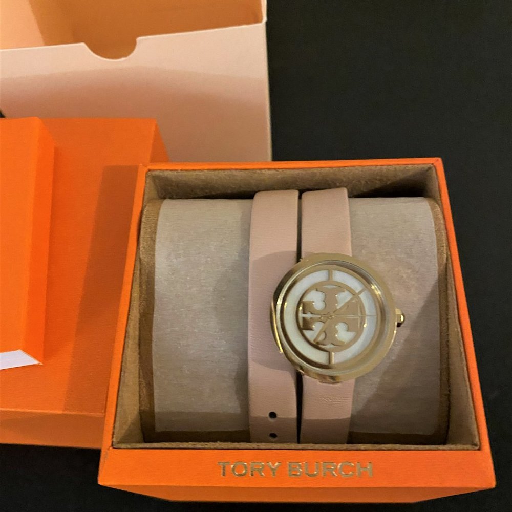 TORY BURCH REVA DOUBLE LEATHER PINK WRAP WATCH - Picture 5 of 5
